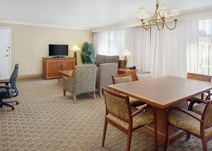Hilton Seattle Airport & Conference Center