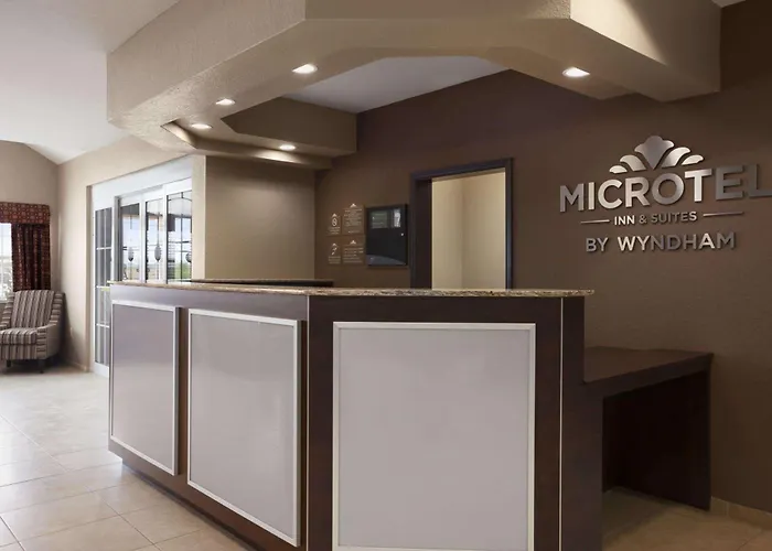 Microtel Inn & Suites Cotulla