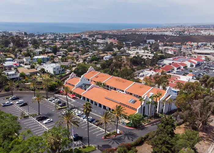 Hampton Inn & Suites San Clemente - Fully Renovated