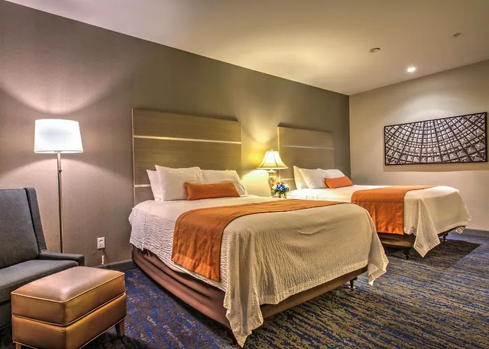 Best Western Plus Media Center Inn&Suites