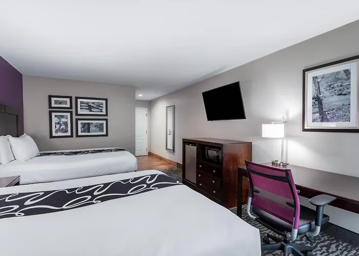 La Quinta By Wyndham Huntsville Airport Madison