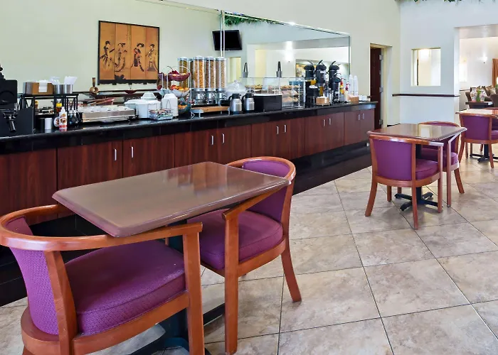 La Quinta By Wyndham Ft. Pierce
