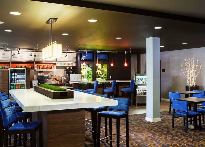 Courtyard By Marriott Miami Aventura Mall