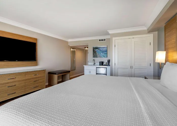 The Encinitan Hotel & Suites