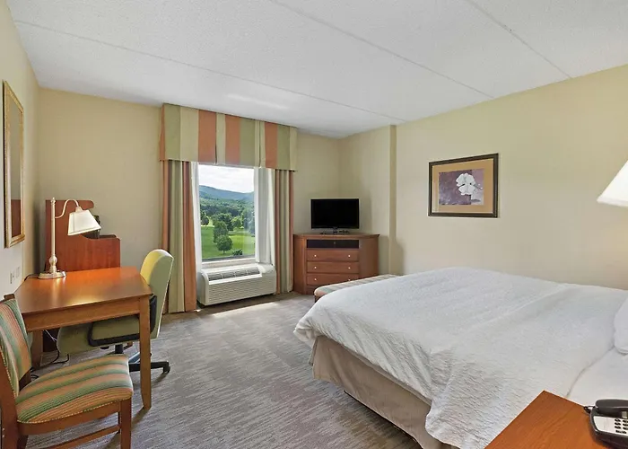Hampton Inn & Suites Blairsville