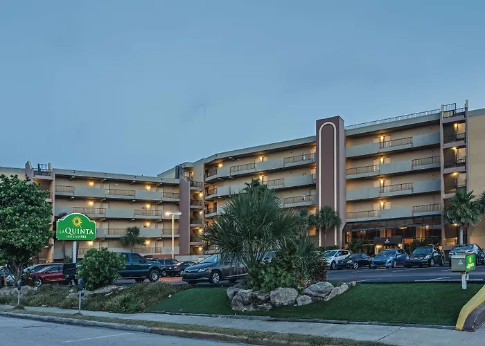 La Quinta By Wyndham Cocoa Beach Oceanfront