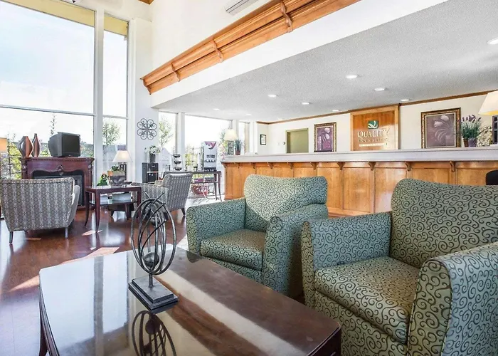 Quality Inn & Suites Cameron Park Shingle Springs