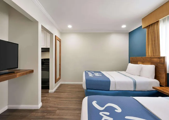 Days Inn & Suites Sdsu - La Mesa - San Diego