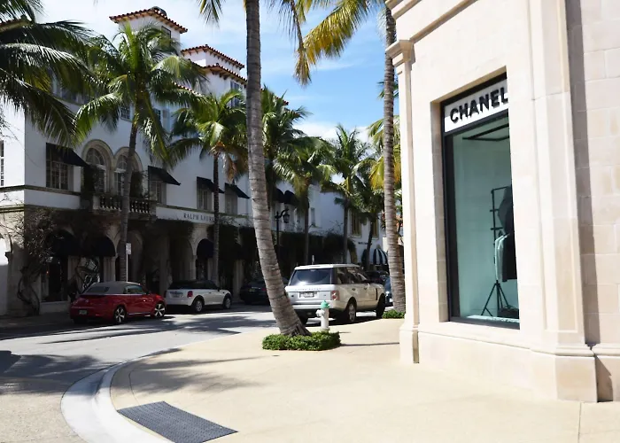 The Brazilian Court Hotel