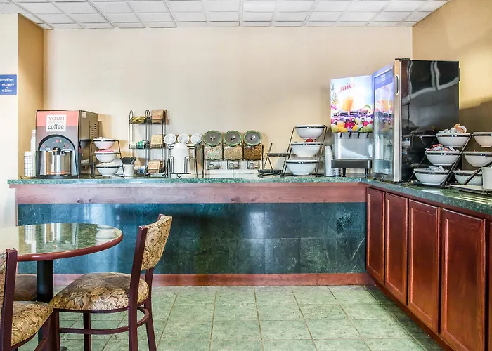 Comfort Inn & Suites Maumee - Toledo I80-90