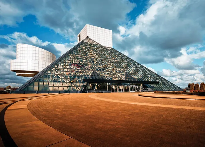 Ramada By Wyndham Cleveland Independence