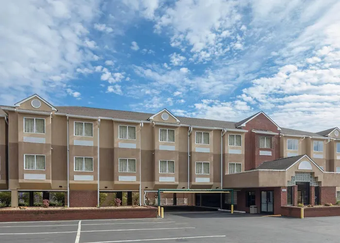 Microtel Inn By Wyndham Lake Norman