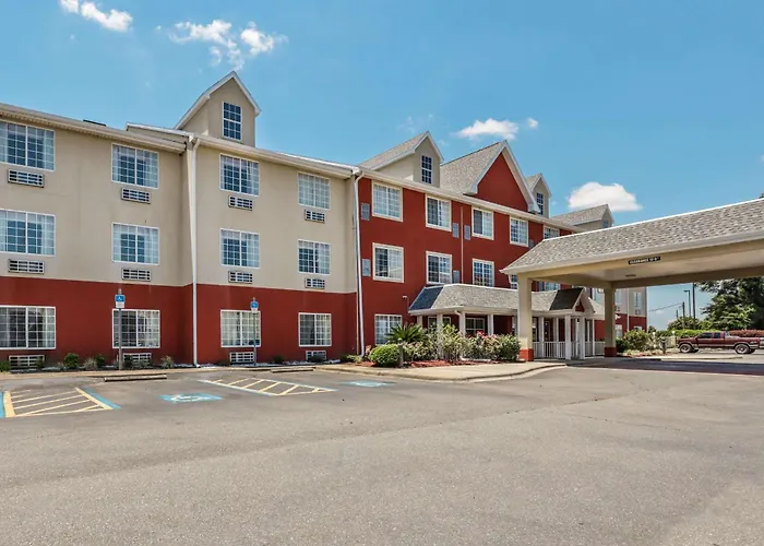 Econo Lodge Inn & Suites Marianna South