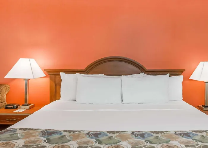 Days Inn By Wyndham Shallotte