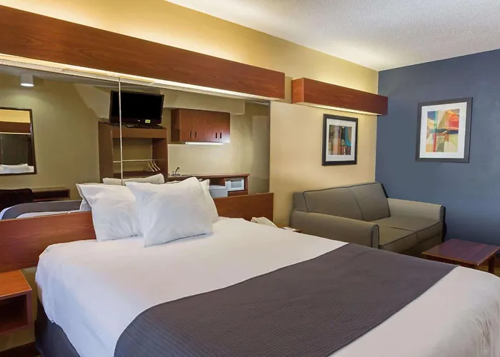 Microtel Inn & Suites By Wyndham Hillsborough