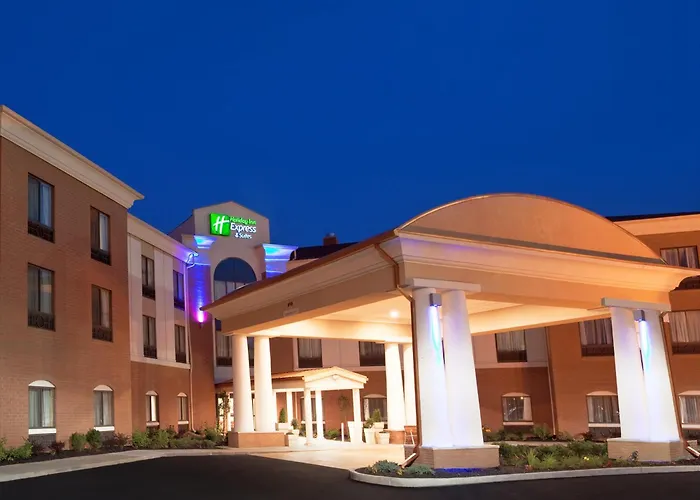 Holiday Inn Express & Suites Akron Regional Airport Area By Ihg