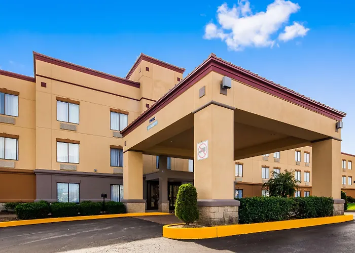 Best Western Plus Boardman Inn & Suites