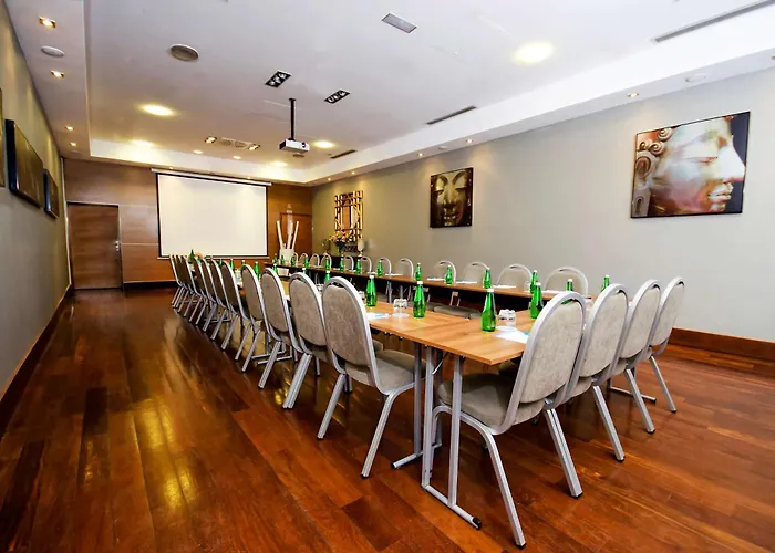 Hotel Nh Poznan