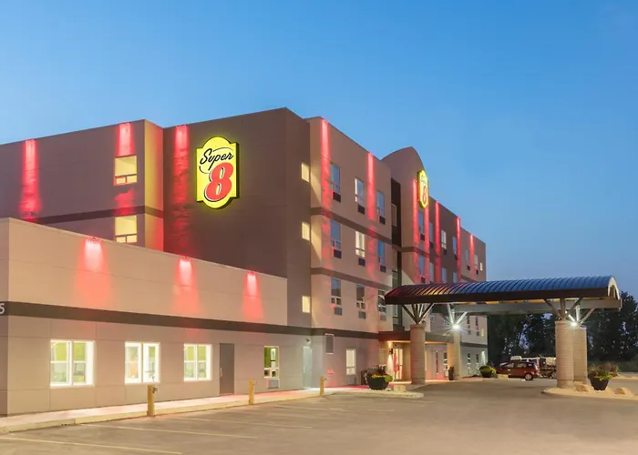 Super 8 By Wyndham Winnipeg East Mb