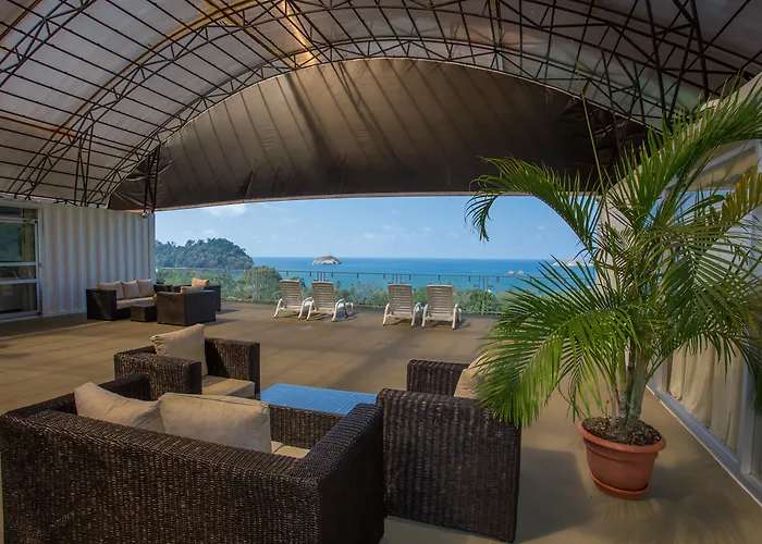 El Faro Containers Beach Hotel
