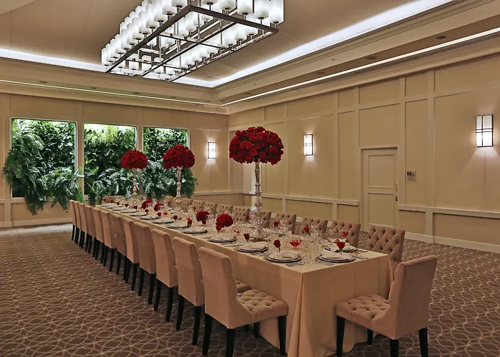 Bristol Panama, A Registry Collection Hotel