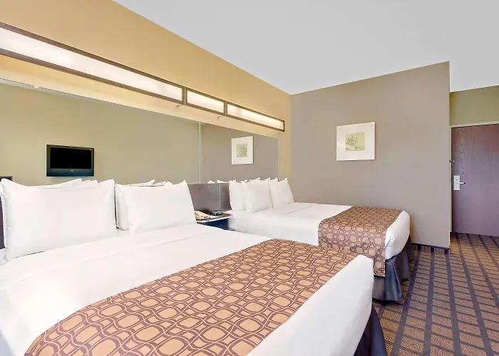Microtel By Wyndham Perry National Fairground Area I-75