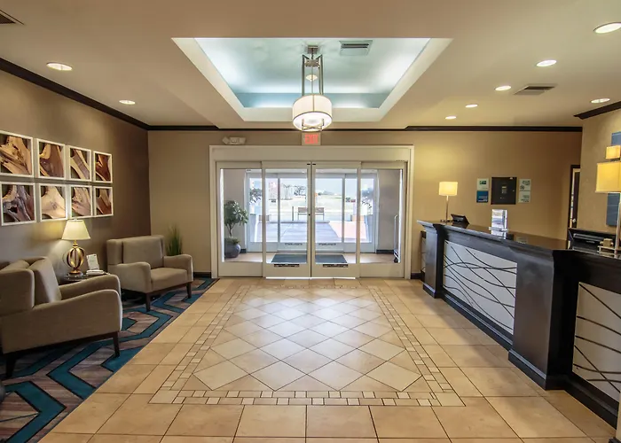 Holiday Inn Express Hotel & Suites Farmington, An Ihg Hotel