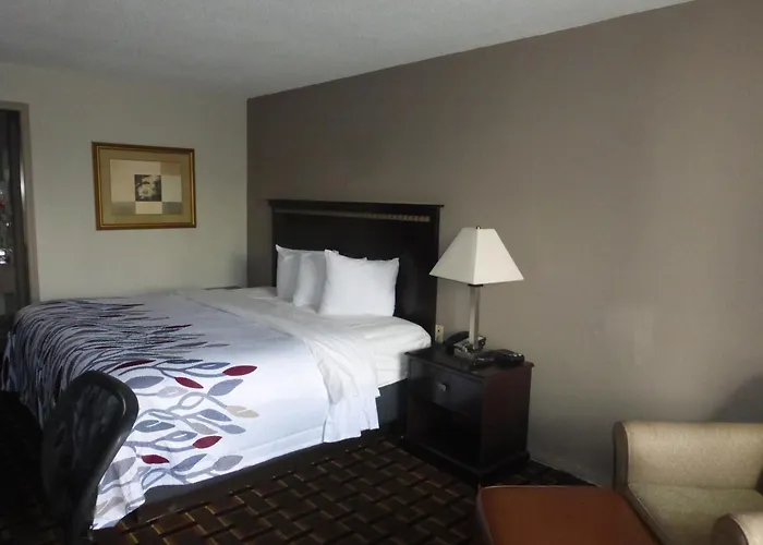 Red Roof Inn Evergreen