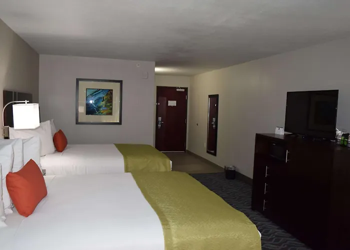 Best Western Plus Hardeeville Inn & Suites