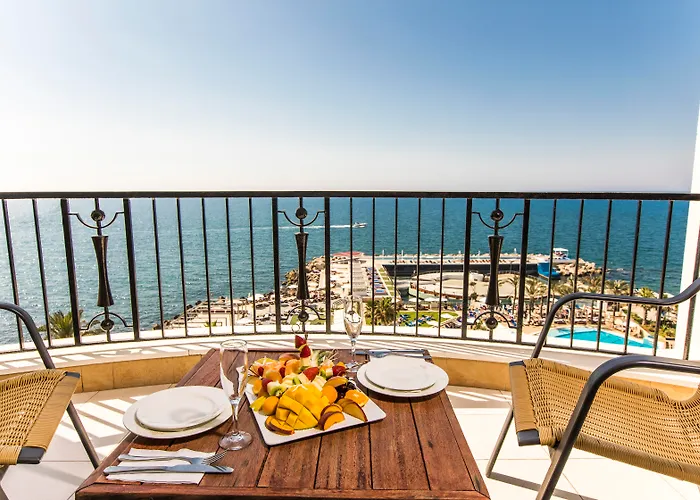 Riviera Hotel And Beach Lounge, Beirut