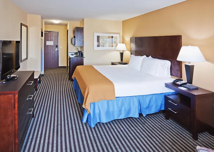 Holiday Inn Express Hotel And Suites Okmulgee