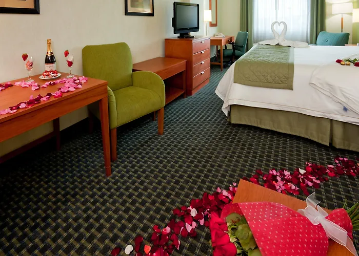 Holiday Inn Express & Suites Toluca Zona Aeropuerto By Ihg