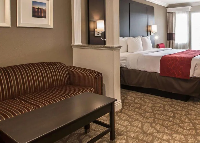 Comfort Suites San Clemente Beach