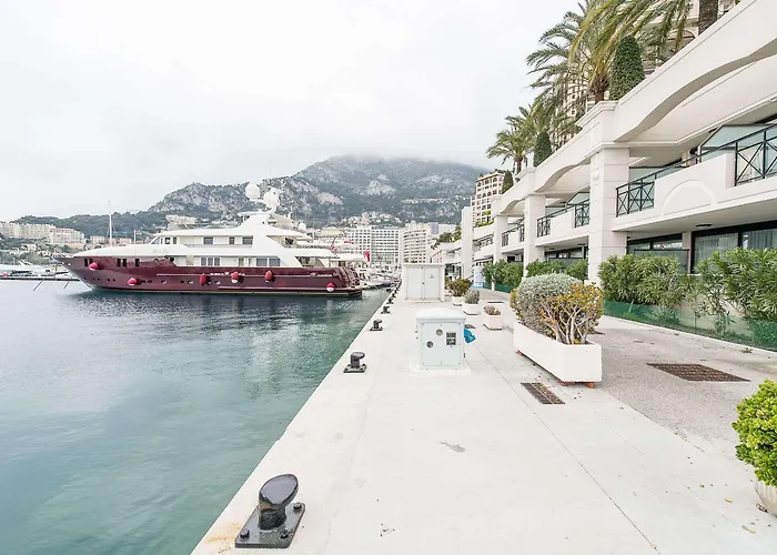 Le Quai Des Princes