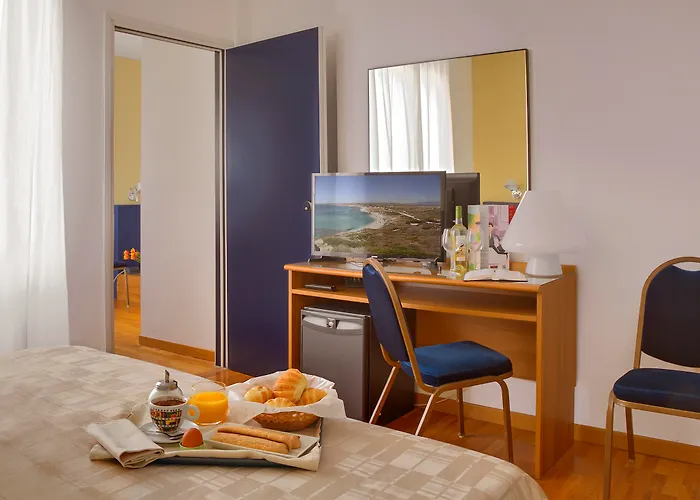 Mistral2 Hotel