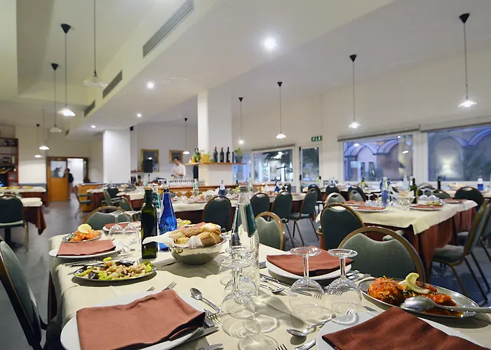 Mistral2 Hotel