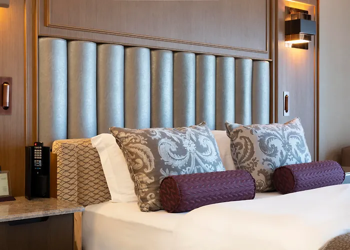 Almira Hotel Thermal Spa & Convention Center