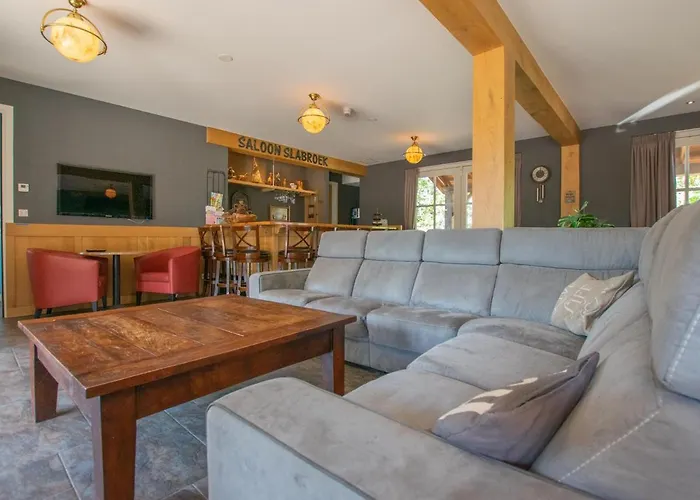 Lodge Slabroek