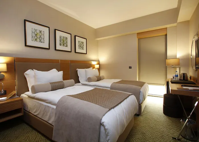 Mia City Hotel