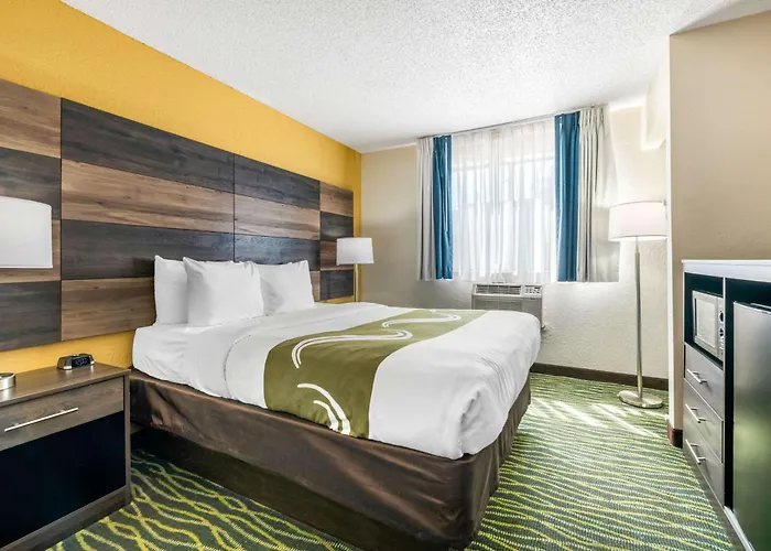 Quality Inn & Suites Leesburg Chain Of Lakes