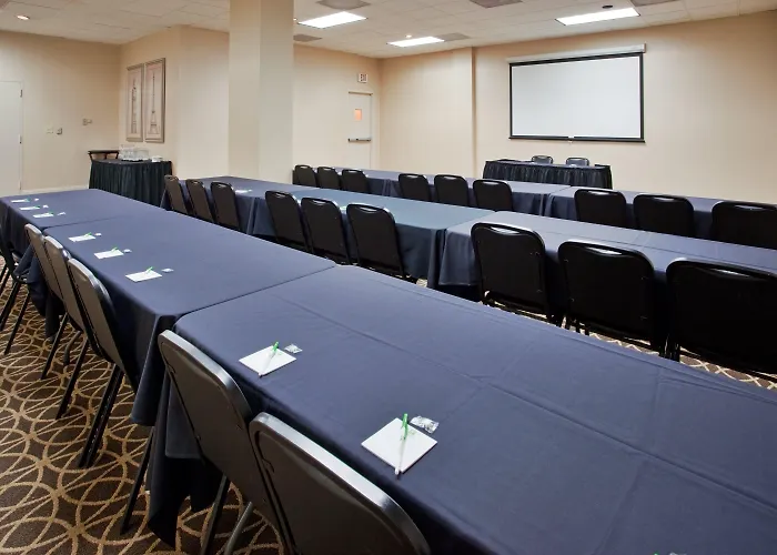 Doubletree By Hilton Raleigh Midtown, Nc
