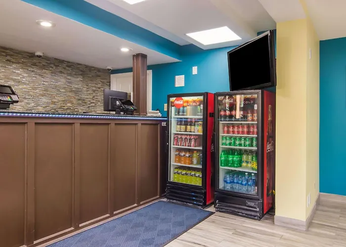 Rodeway Inn & Suites Monroeville-Pittsburgh