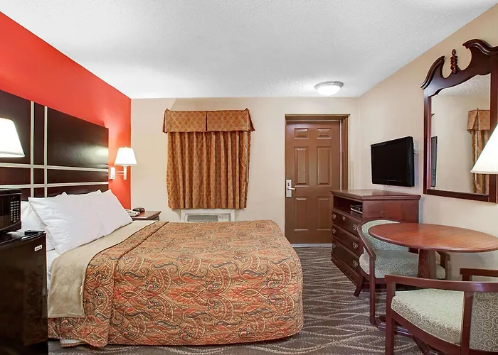 Days Inn By Wyndham Ridgefield Nj