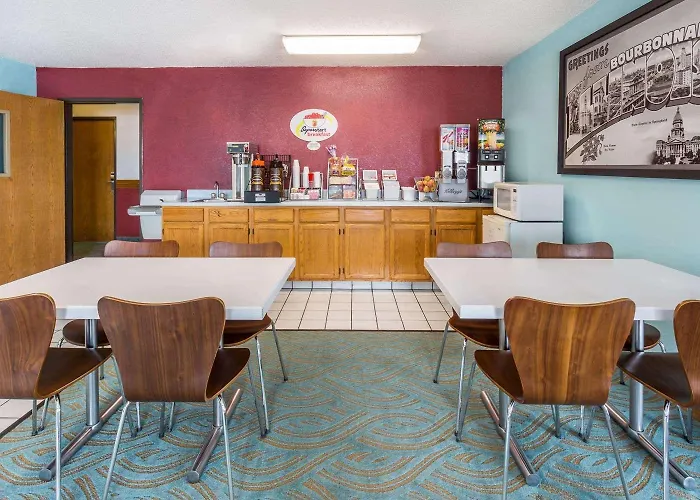 Super 8 By Wyndham Bourbonnais/Kankakee Area