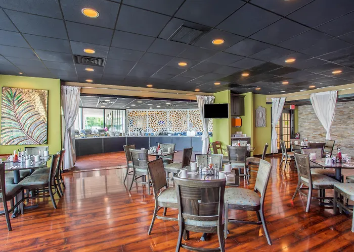 Holiday Inn & Suites Parsippany Fairfield By Ihg
