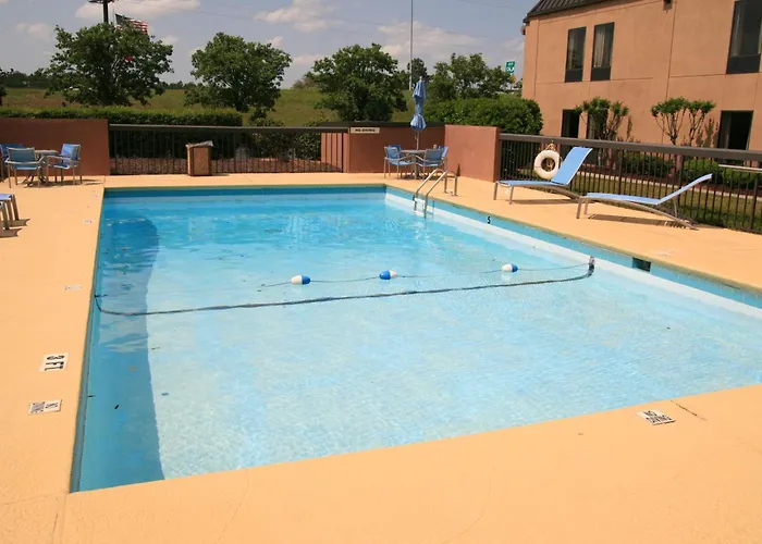 Hampton Inn Perry