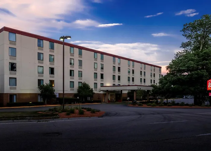 Red Roof Inn Plus Boston - Mansfield - Foxboro