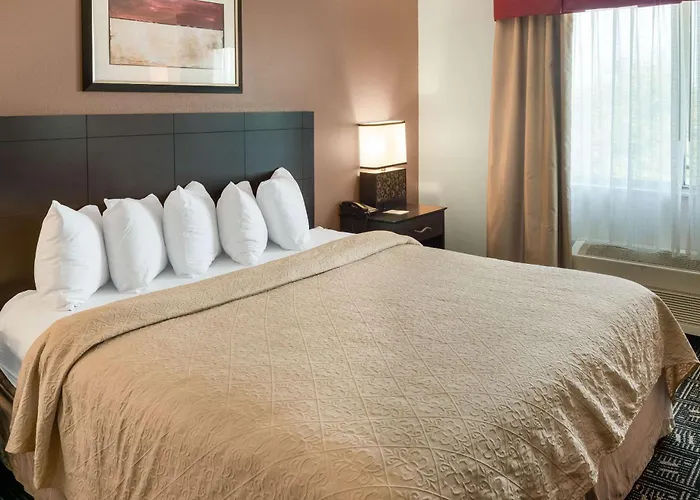 Quality Inn & Suites Mankato East
