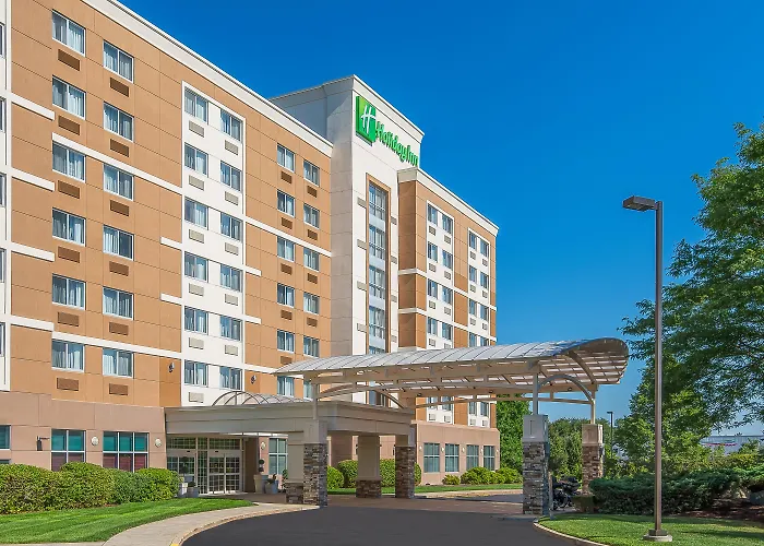 Clarion Hotel