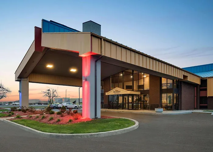Baymont By Wyndham Muncie Near Ball State University